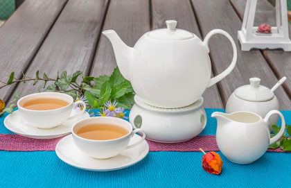 Buchensee Teekanne Porzellan, weiß